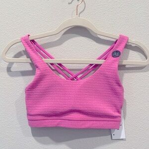 034 NWT Cotton On Body Orchid Sports Bra